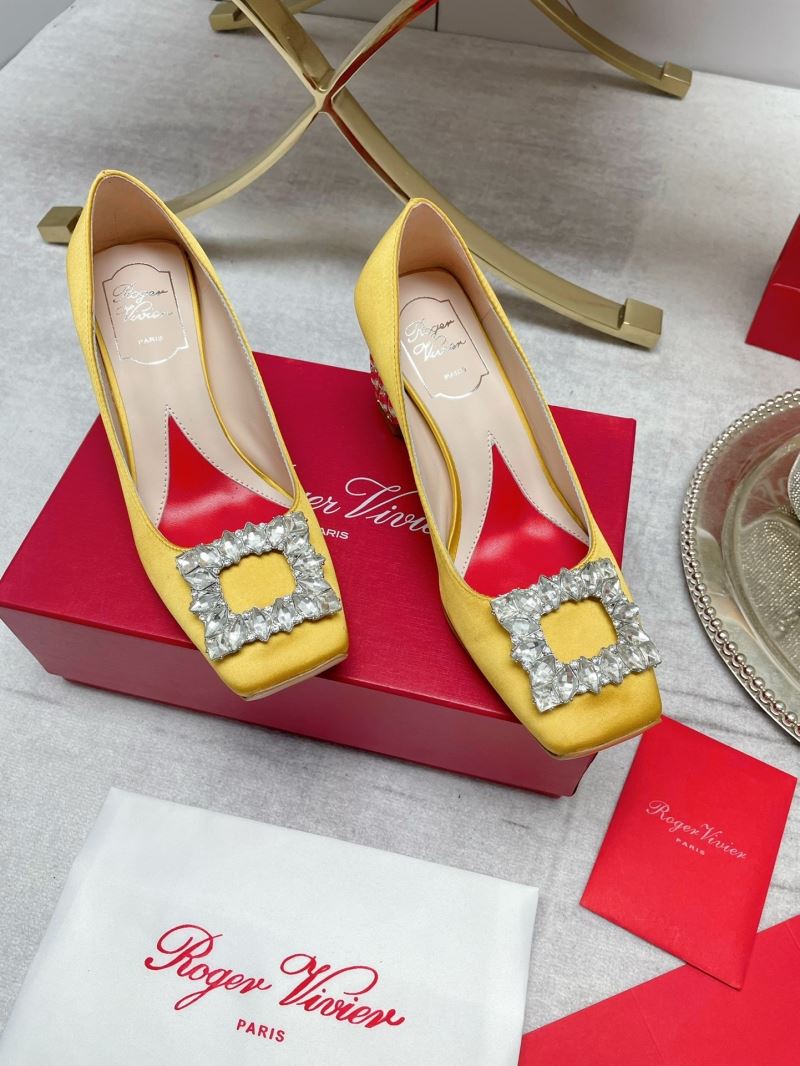 Roger Vivier flat shoes